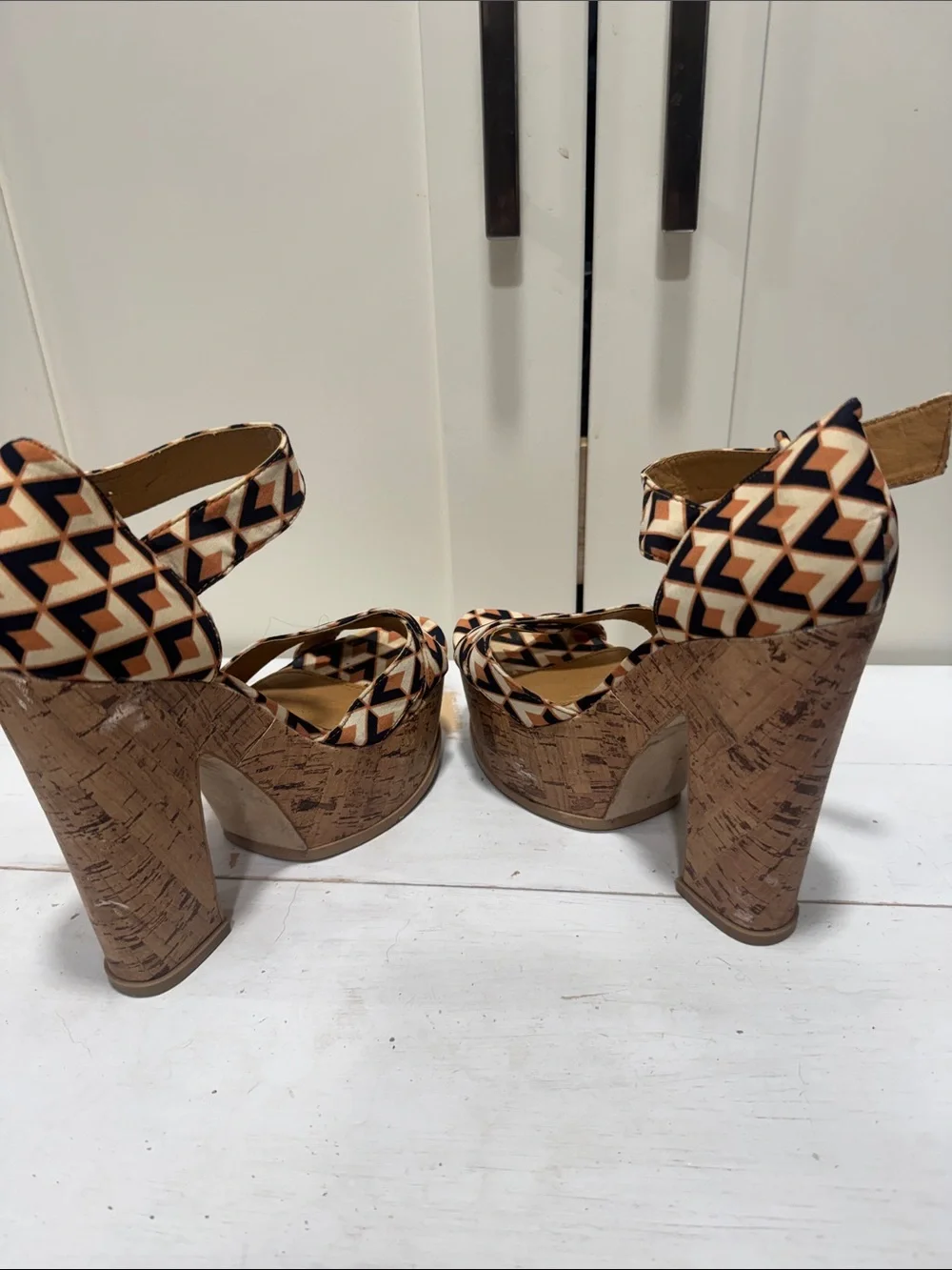 Geometric Print Cork Platform Sandals - Beige & Navy